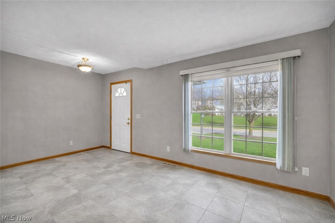 12804 Heritage Trail North Royalton OH 44133