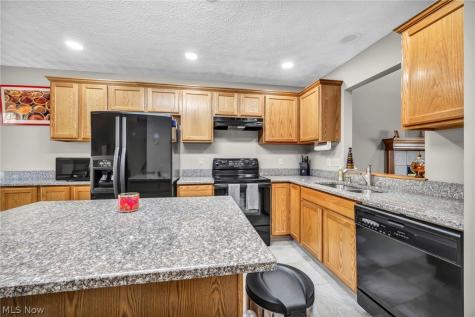 12804 Heritage Trail North Royalton OH 44133