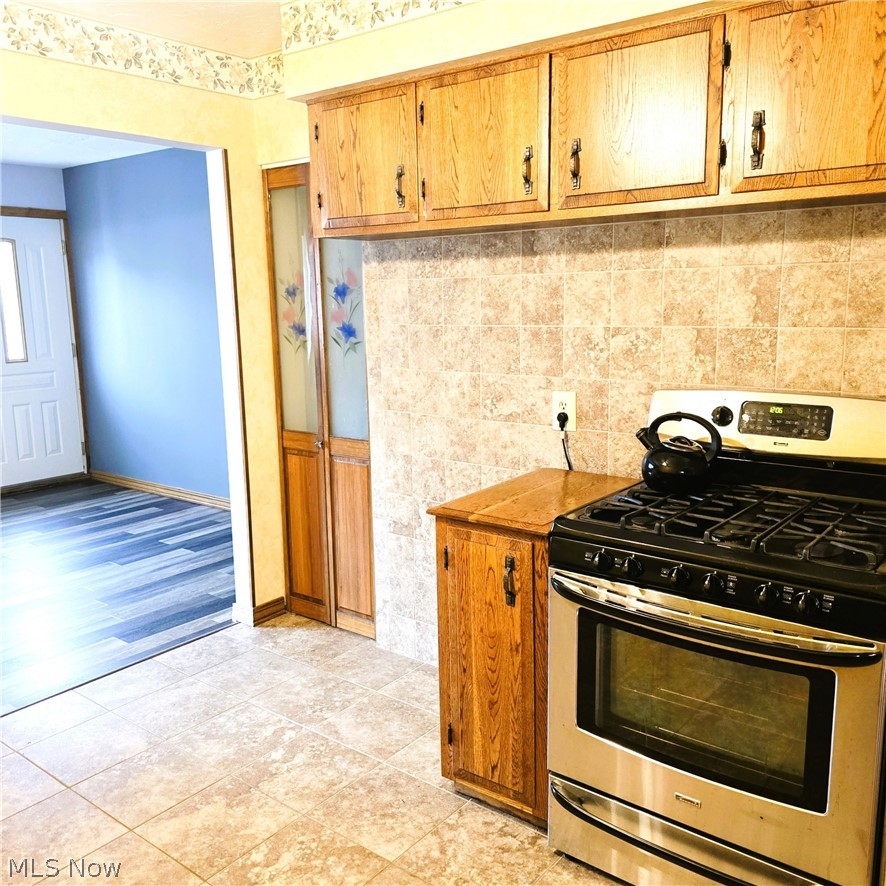 6113 Carol Drive Brook Park OH 44142