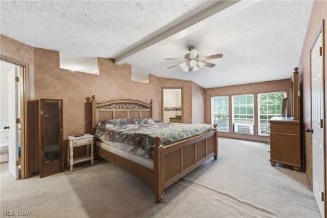 6828 Angling Road Wooster OH 44691