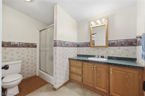 6828 Angling Road Wooster OH 44691