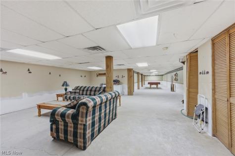 6828 Angling Road Wooster OH 44691