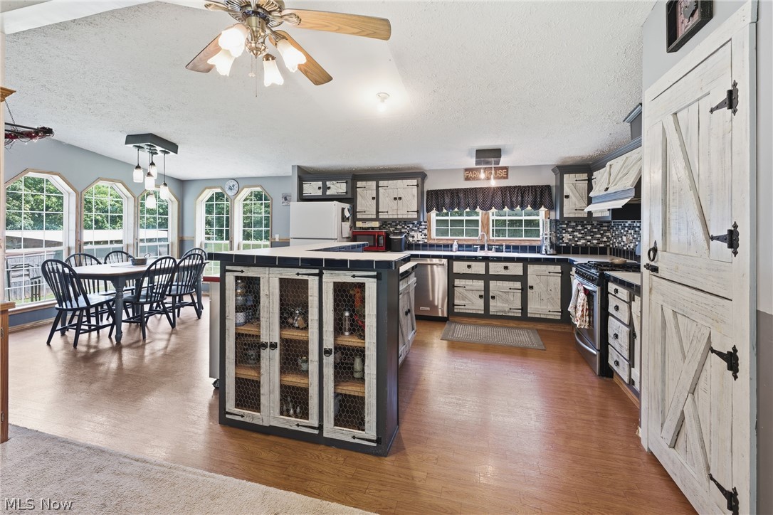 6828 Angling Road Wooster OH 44691