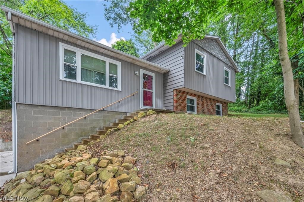 412 Stevenson Avenue Akron OH 44312