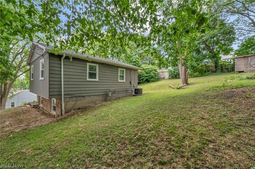 412 Stevenson Avenue Akron OH 44312