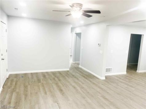 1738 W 21st Street Lorain OH 44052