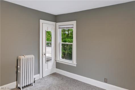 13513 Corby Road Cleveland OH 44120