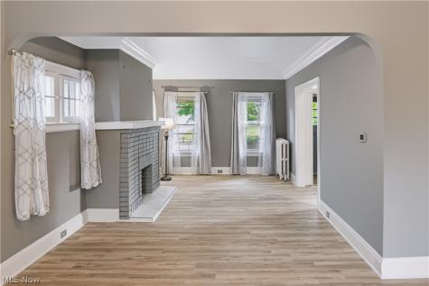 13513 Corby Road Cleveland OH 44120