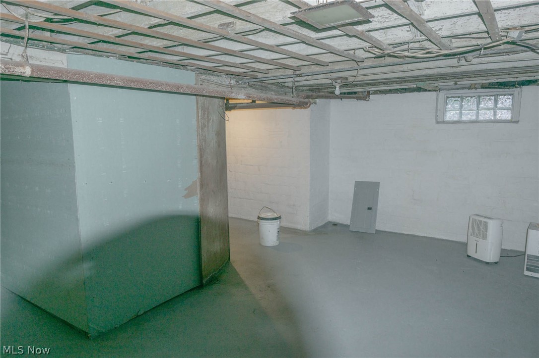 13513 Corby Road Cleveland OH 44120