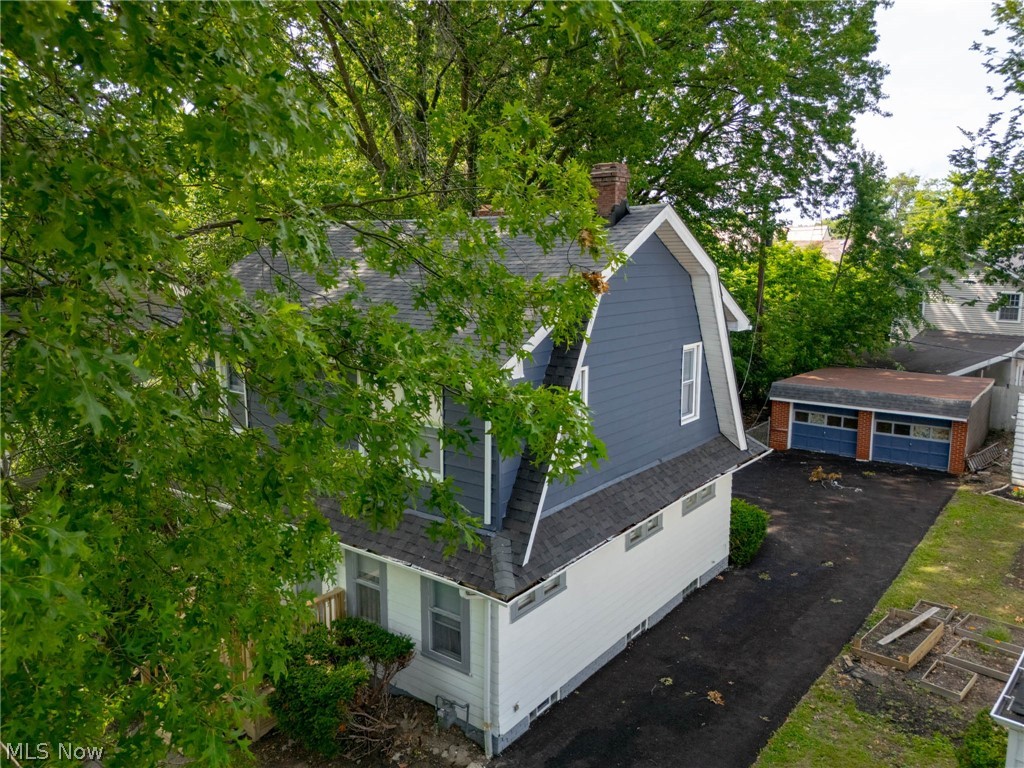 13513 Corby Road Cleveland OH 44120