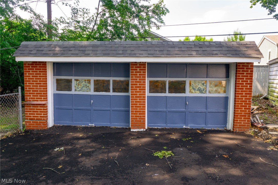 13513 Corby Road Cleveland OH 44120