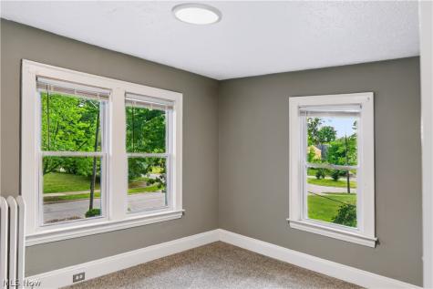 13513 Corby Road Cleveland OH 44120