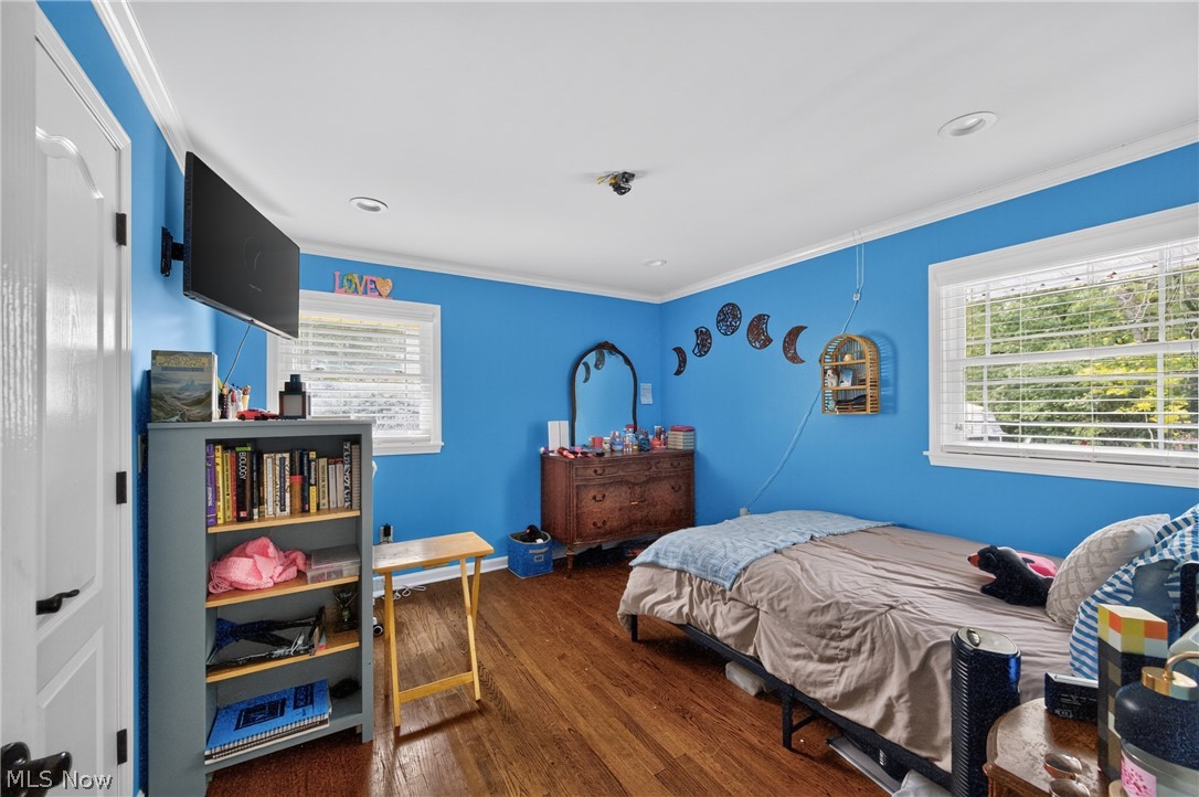 38385 Aurora Road Solon OH 44139