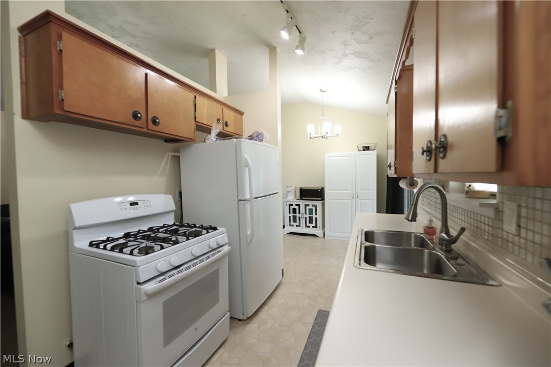 6340 Smith Road Brook Park OH 44142