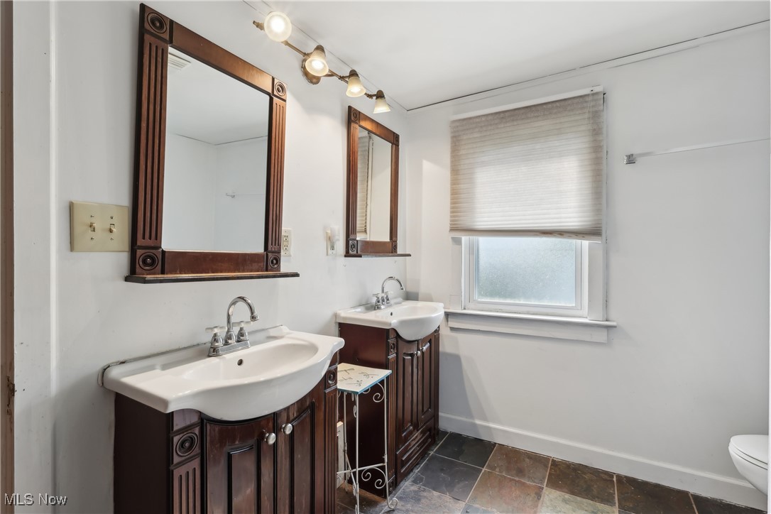 172 Emmons Avenue Akron OH 44312