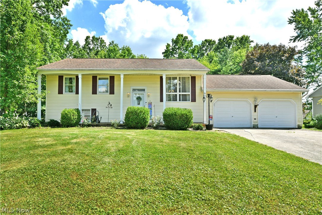 8350 Venice Heights Drive NE Warren OH 44484