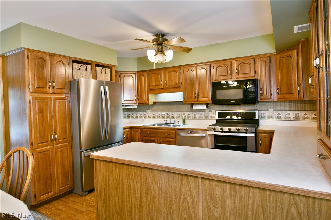 8350 Venice Heights Drive NE Warren OH 44484