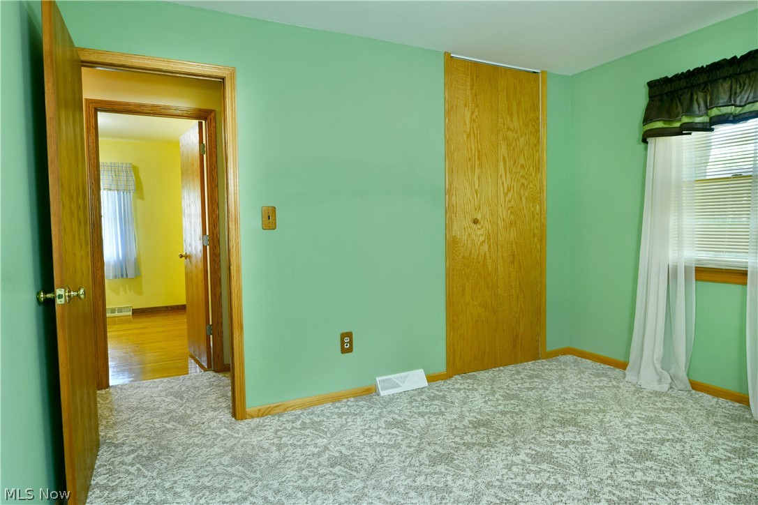 8350 Venice Heights Drive NE Warren OH 44484