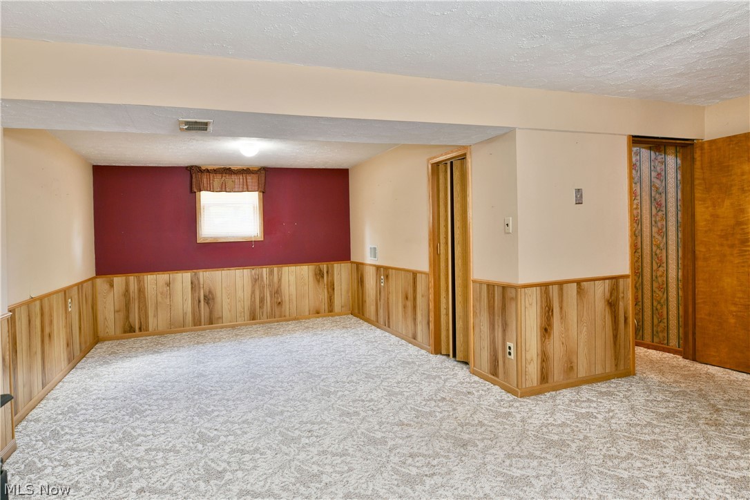 8350 Venice Heights Drive NE Warren OH 44484