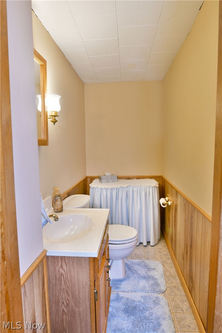 8350 Venice Heights Drive NE Warren OH 44484