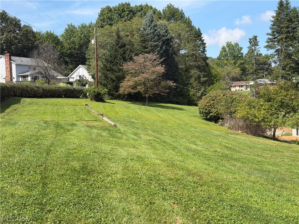 430 Hazelwood Drive SW New Philadelphia OH 44663