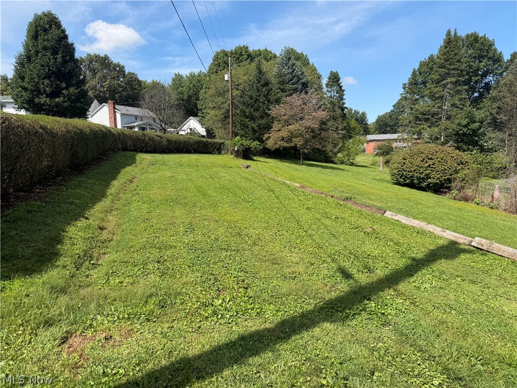 430 Hazelwood Drive SW New Philadelphia OH 44663
