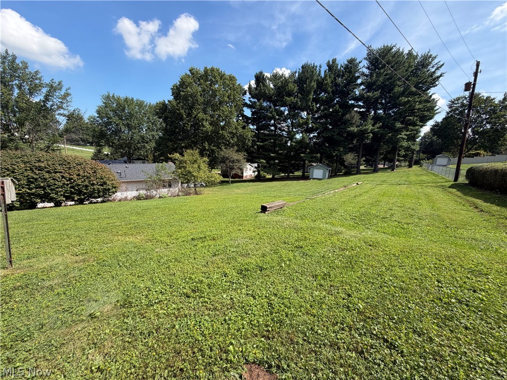 430 Hazelwood Drive SW New Philadelphia OH 44663