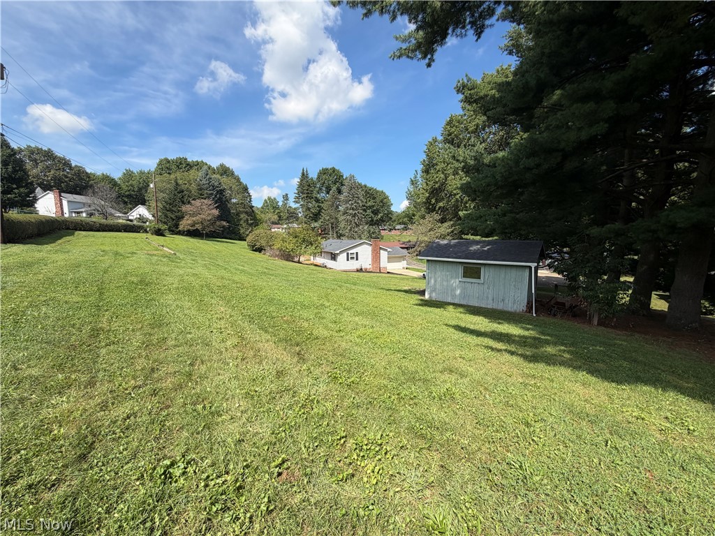 430 Hazelwood Drive SW New Philadelphia OH 44663