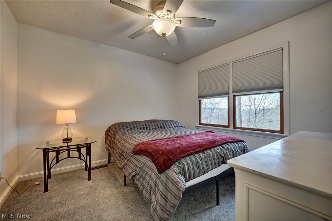 717 Pine Hills Drive SW Massillon OH 44646