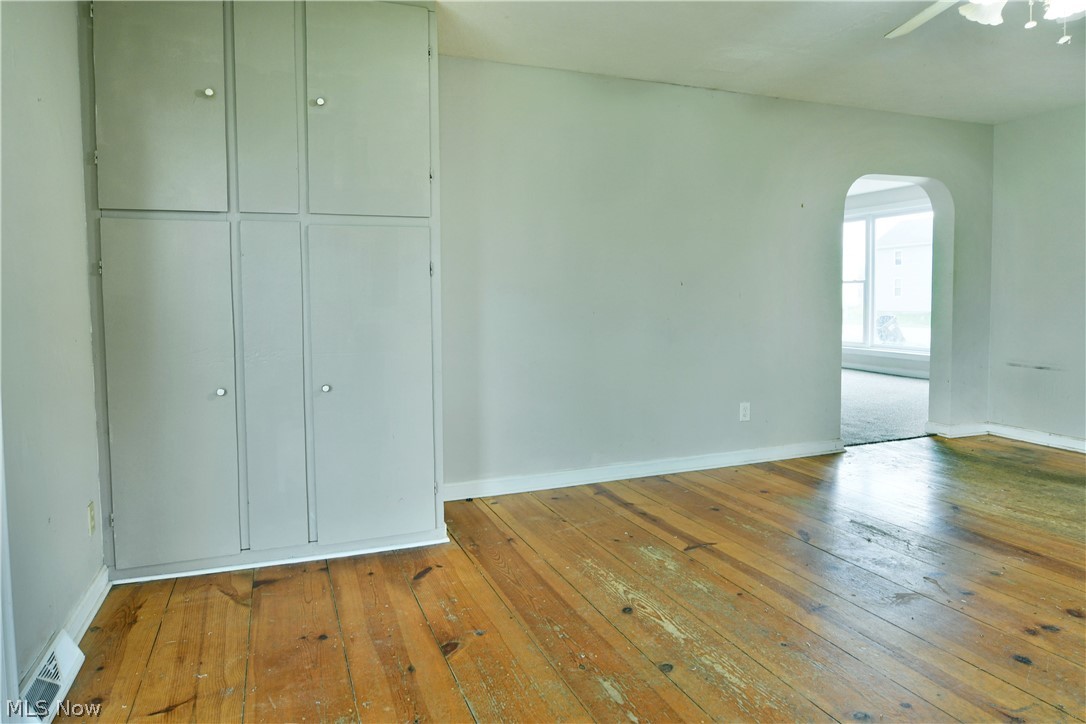 6979 Thompson Clark Road Bristolville OH 44402
