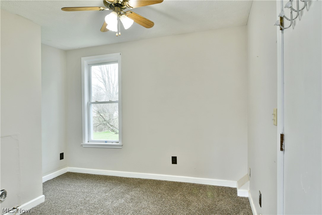 6979 Thompson Clark Road Bristolville OH 44402