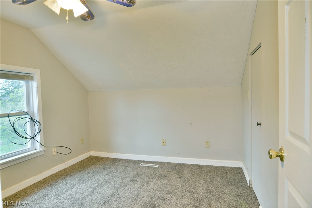 6979 Thompson Clark Road Bristolville OH 44402