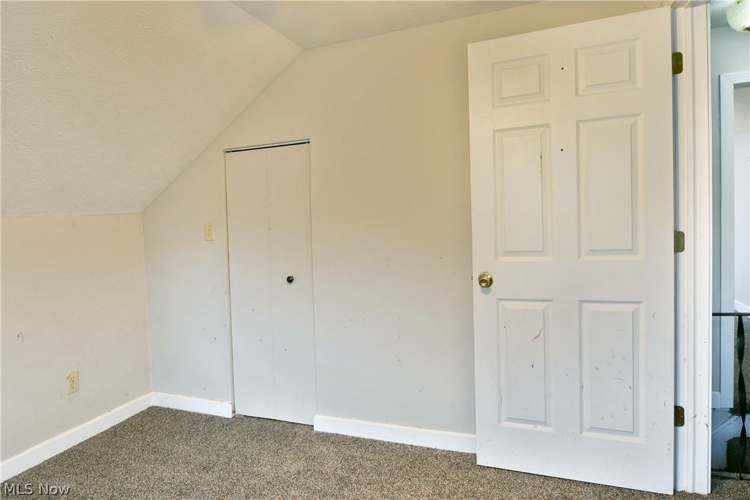 6979 Thompson Clark Road Bristolville OH 44402