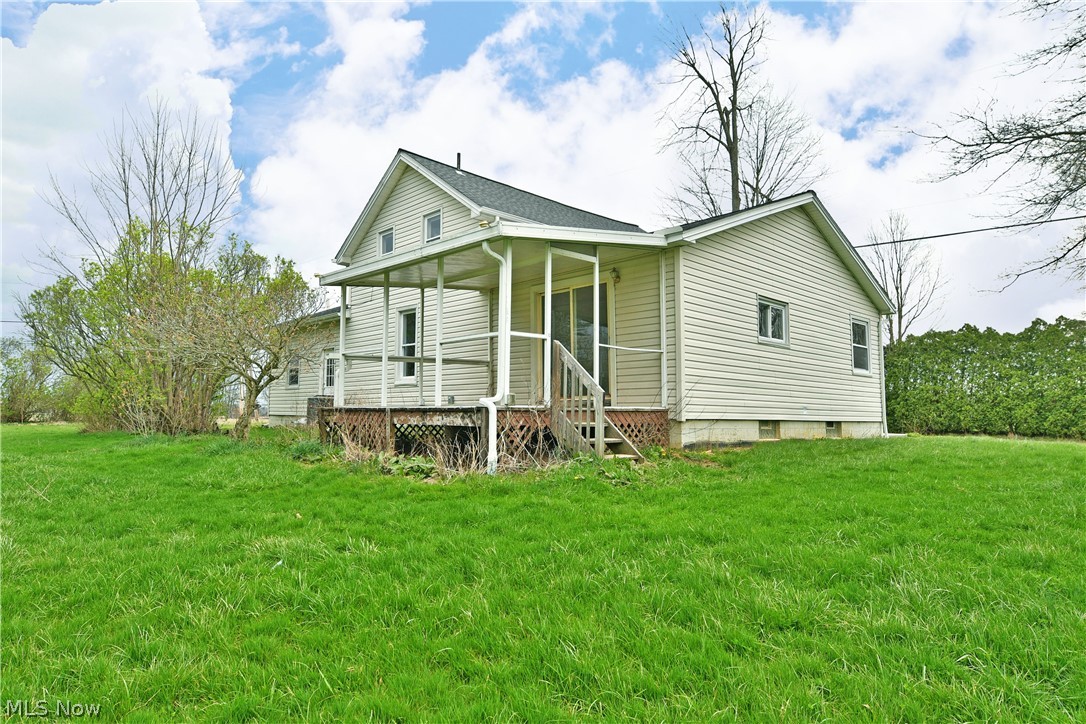 6979 Thompson Clark Road Bristolville OH 44402