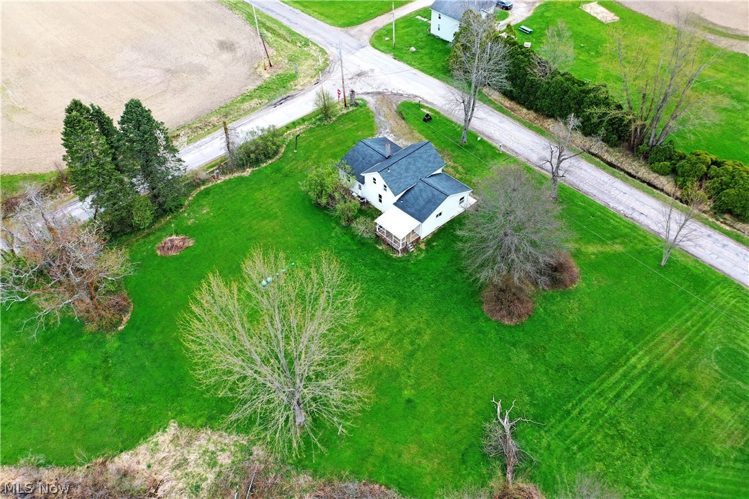 6979 Thompson Clark Road Bristolville OH 44402