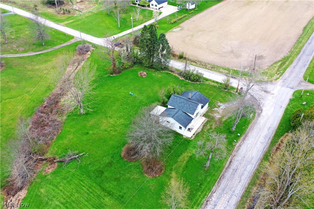 6979 Thompson Clark Road Bristolville OH 44402