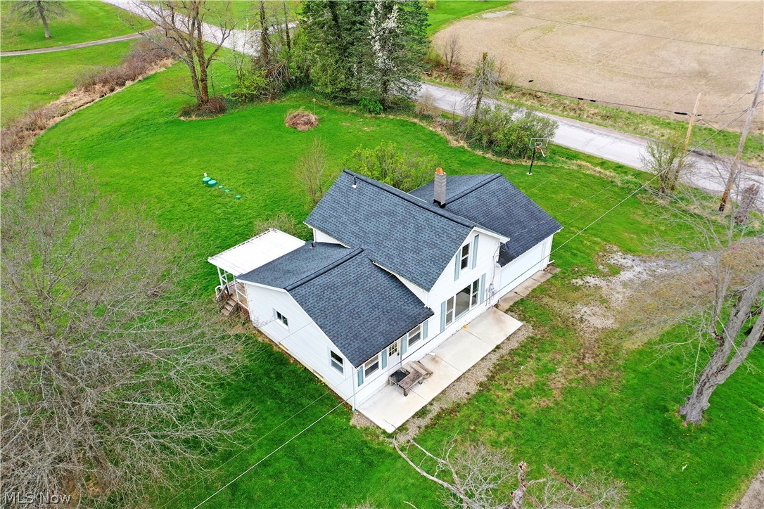 6979 Thompson Clark Road Bristolville OH 44402
