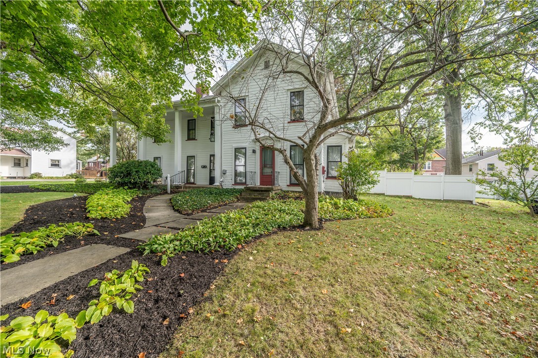 137 Market Street Cortland OH 44410
