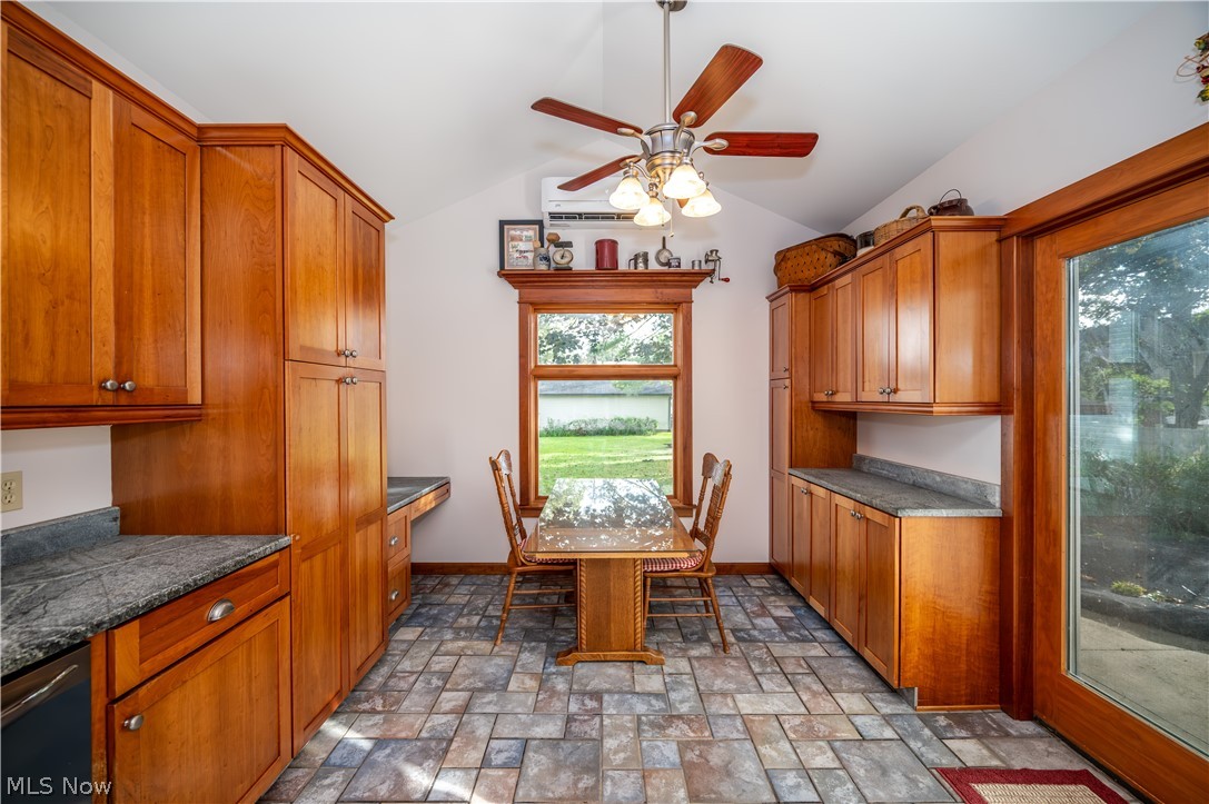 137 Market Street Cortland OH 44410