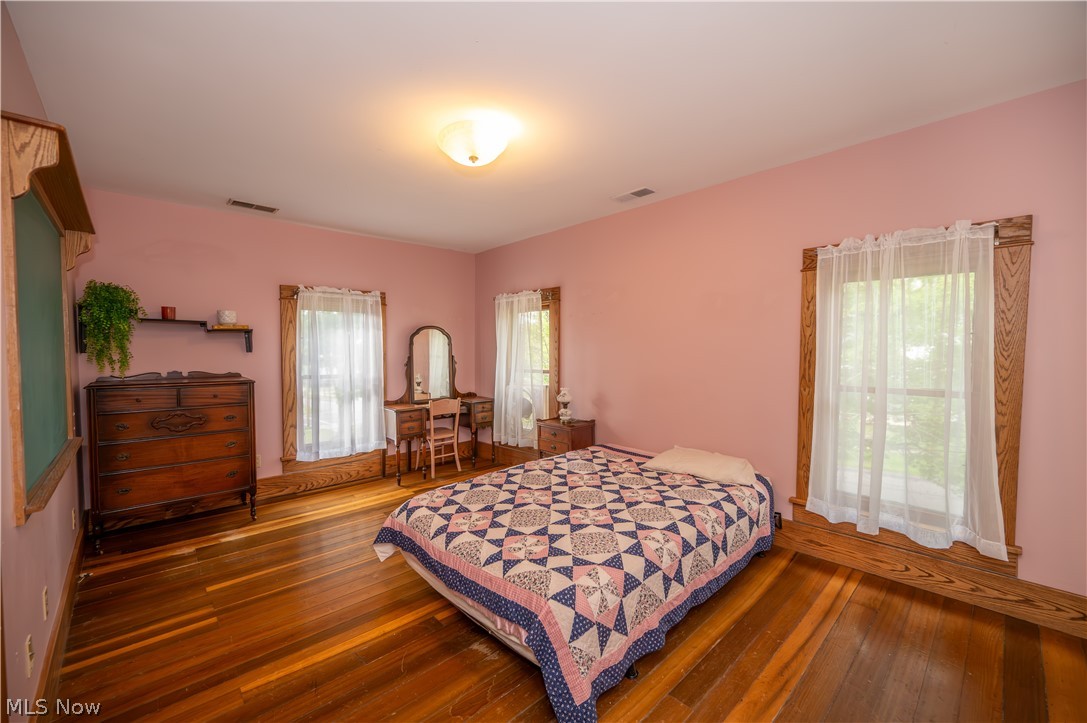 137 Market Street Cortland OH 44410