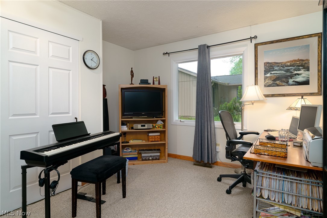 10804 Watercress Road Strongsville OH 44149