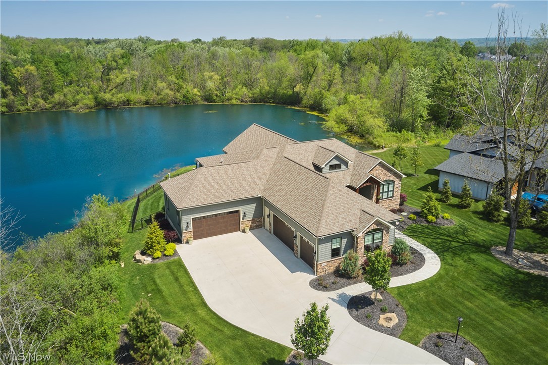2141 Hayden Drive Hinckley OH 44233