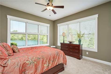 2141 Hayden Drive Hinckley OH 44233