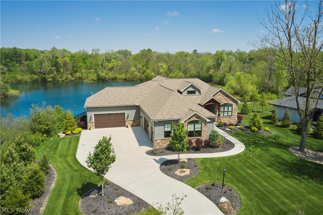 2141 Hayden Drive Hinckley OH 44233