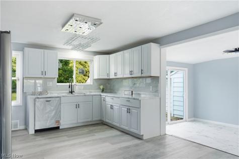 9247 Youngstown Pittsburgh Road Youngstown OH 44514