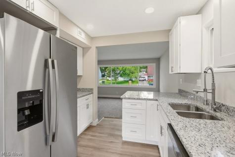1757 Windsor Street Cuyahoga Falls OH 44221