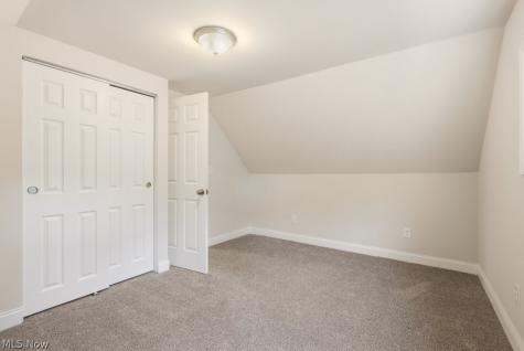 1757 Windsor Street Cuyahoga Falls OH 44221