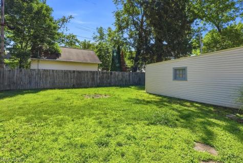 1757 Windsor Street Cuyahoga Falls OH 44221