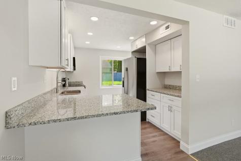 1757 Windsor Street Cuyahoga Falls OH 44221