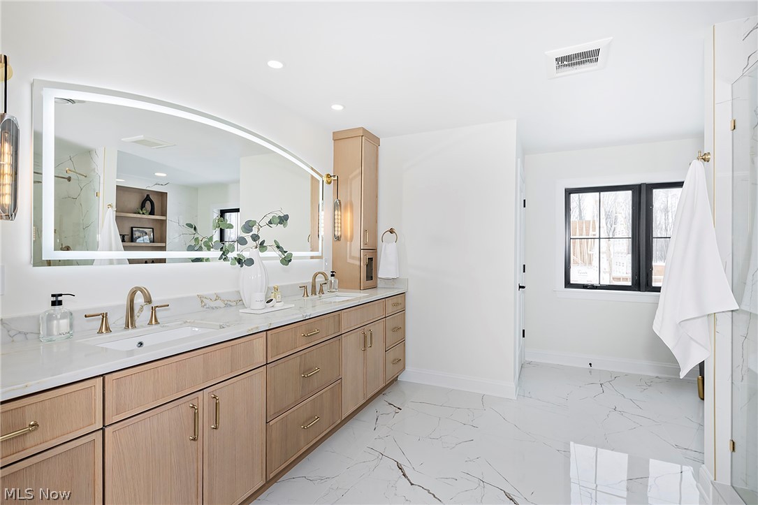 110 Meadowhill Lane Moreland Hills OH 44022
